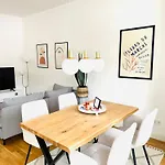 Niro I Design Apartment, Dachterrasse, Modern, Lage, Zentrum, W-lan, Tv *