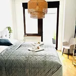 Niro I Design Apartment, Dachterrasse, Modern, Lage, Zentrum, W-lan, Tv *