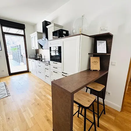 Niro I Design Apartment, Dachterrasse, Modern, Lage, Zentrum, W-lan, Tv Lägenhet