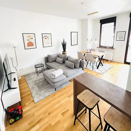 Niro I Design Apartment, Dachterrasse, Modern, Lage, Zentrum, W-lan, Tv * Weinheim